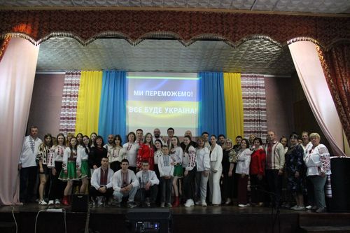 Сила українського слова і пісні: у коледжі пройшов фестиваль до Дня вишиванки