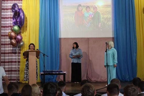 Свято краси, надій та нових горизонтів: у нашому коледжі відбувся ВИПУСКНИЙ!