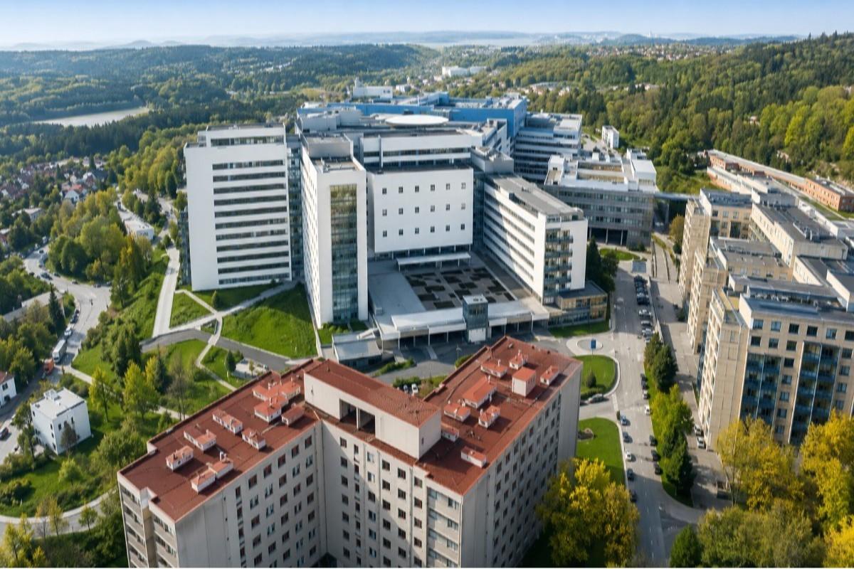 MBBS in Second Faculty of Medicine, Charles University campus