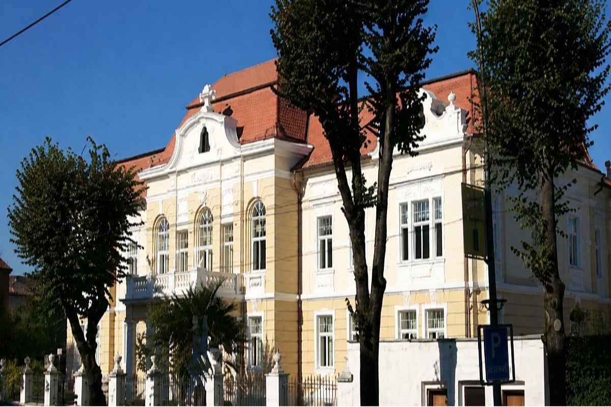 MBBS In Lucian Blaga University of Sibiu, Victor Papilian Faculty of Medicine (ULBS), Romania campus