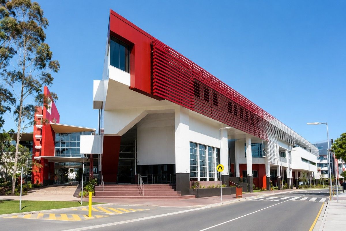 "Griffith University School of Medicine Campus"