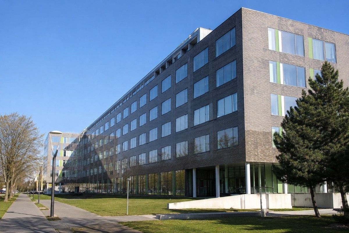 "Palacký University Olomouc Faculty of Medicine and Dentistry Campus"