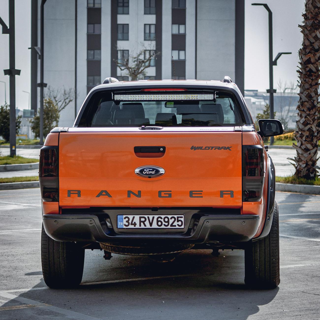 Alerta Ford F-150: Más de 1 Millón de Pickups con Bajadas de Marcha Inesperadas – ¿Qué Significa Para Ti?