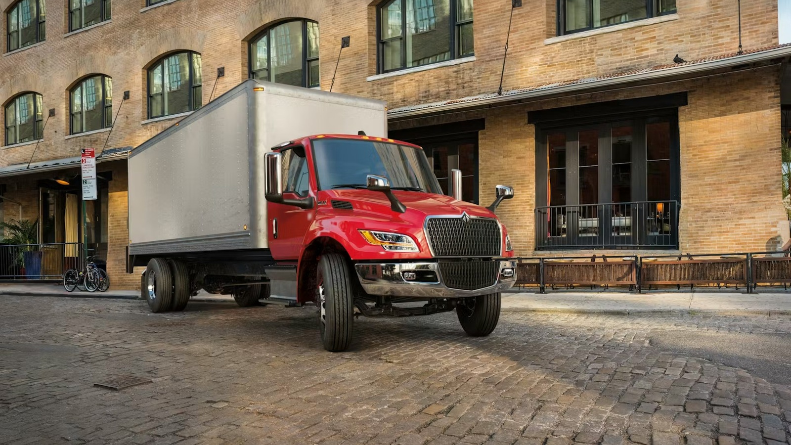 International Recalls 15,628 MV and HV Trucks