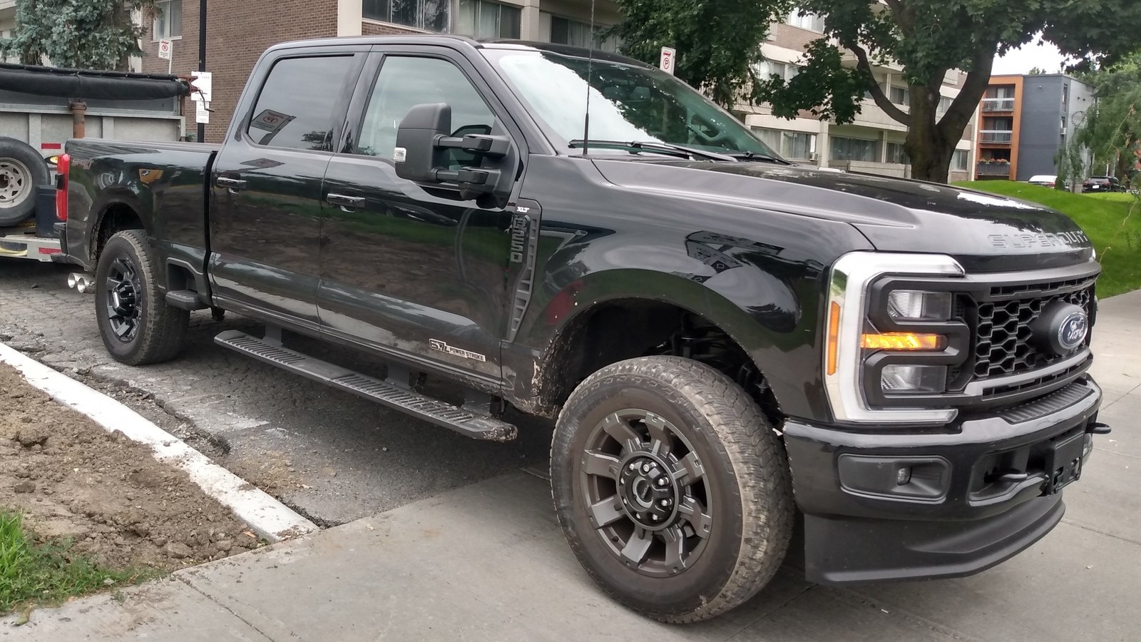 Ford Recalls 47,587 F-150 and F-250 Over Camera Glitch