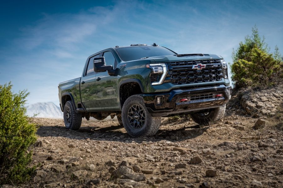 GM HD Pickups Change Steering and Brake Assist