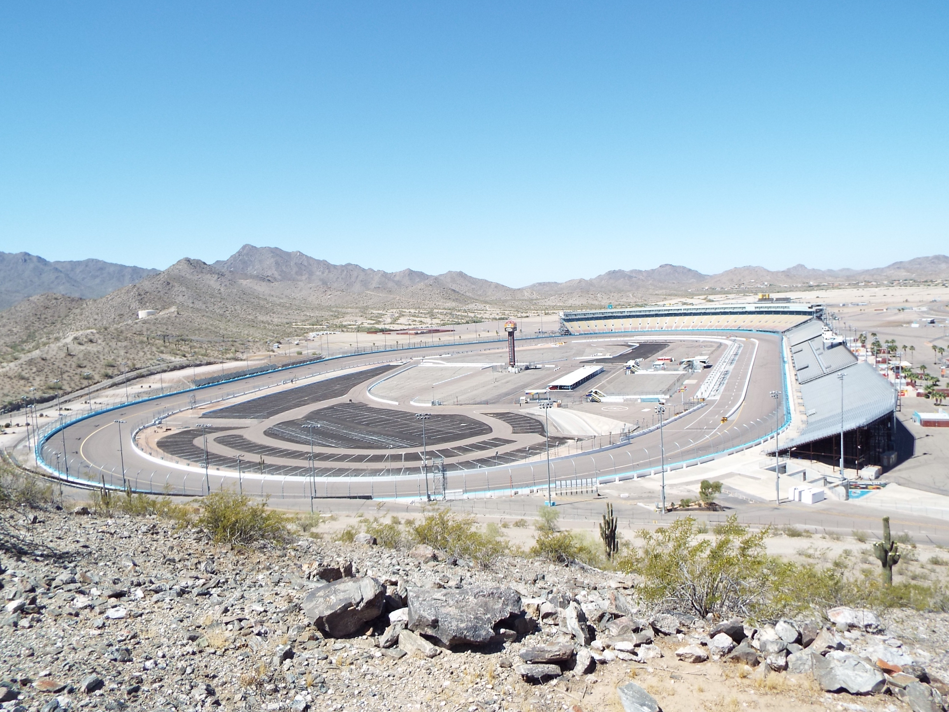 Phoenix NASCAR: Put the Right Time on Your Calendar