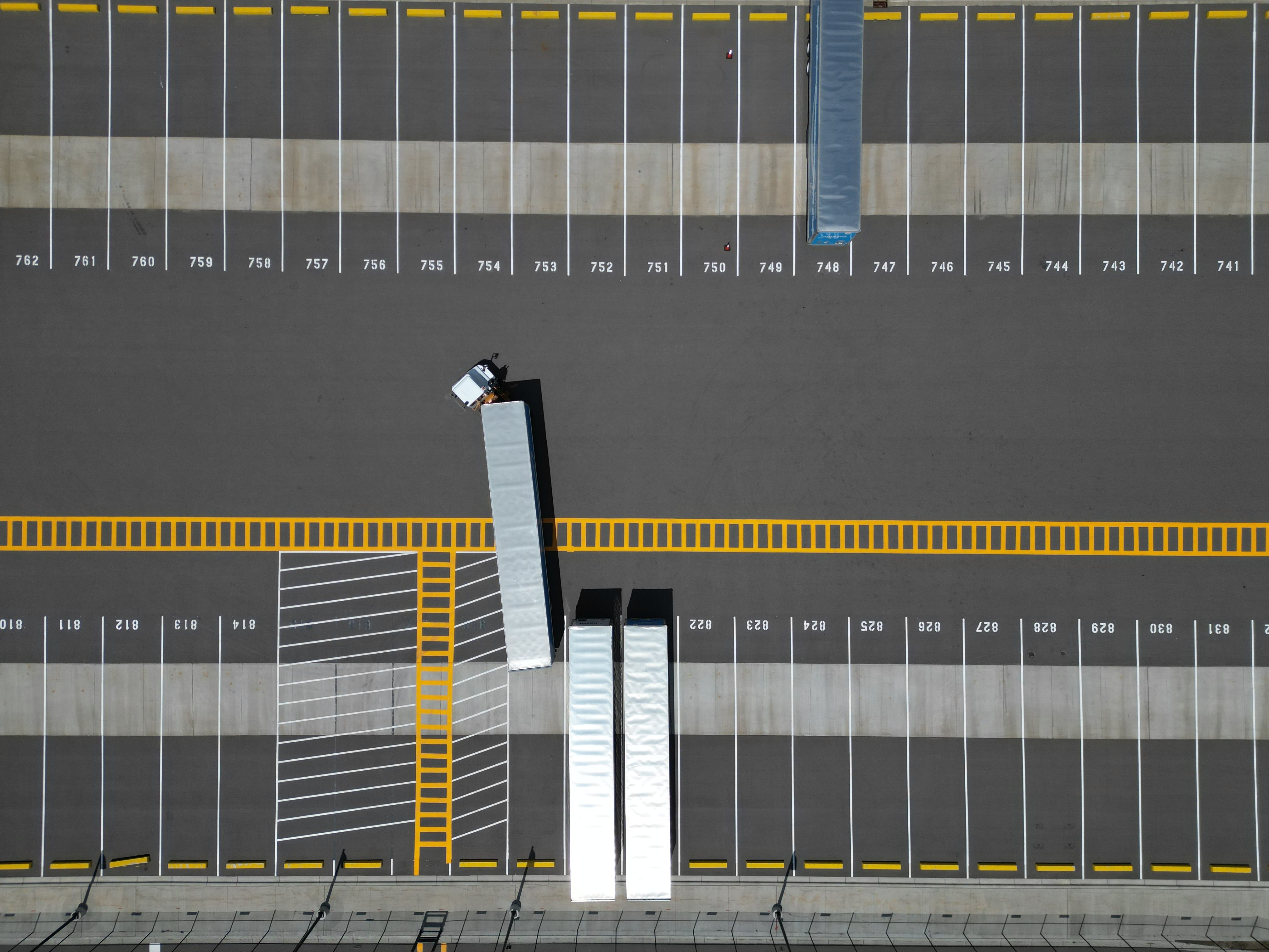 Truck Parking: $200M for 14 Expansion Projects