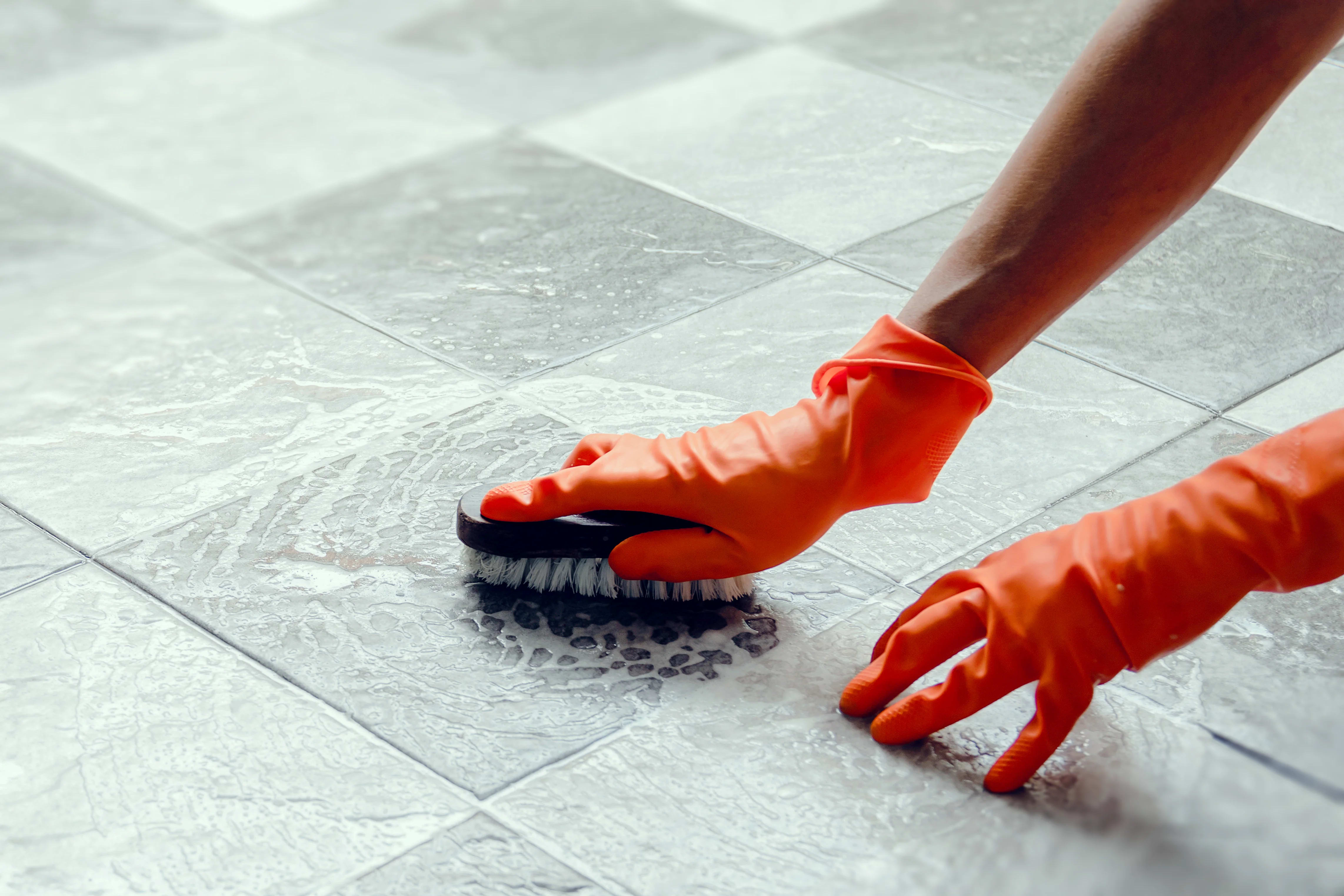 Tile scrubbing cleaning