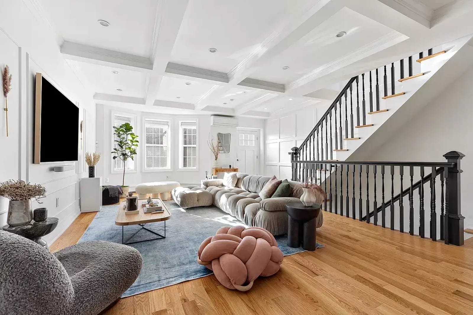NYC luxury open house event with buyers viewing a staged Manhattan apartment