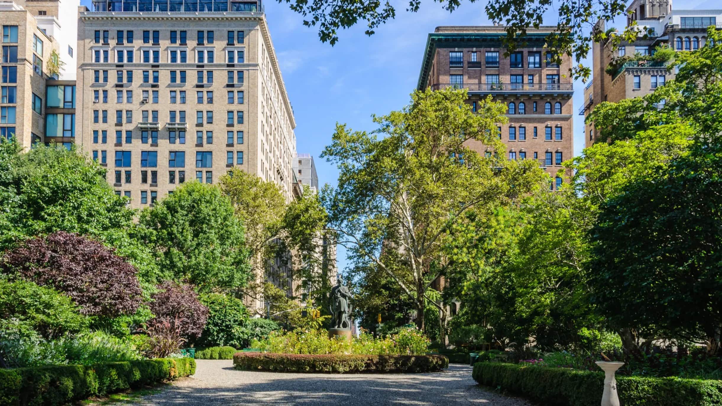 Gramercy Park neighborhood — Manhattan luxury real estate