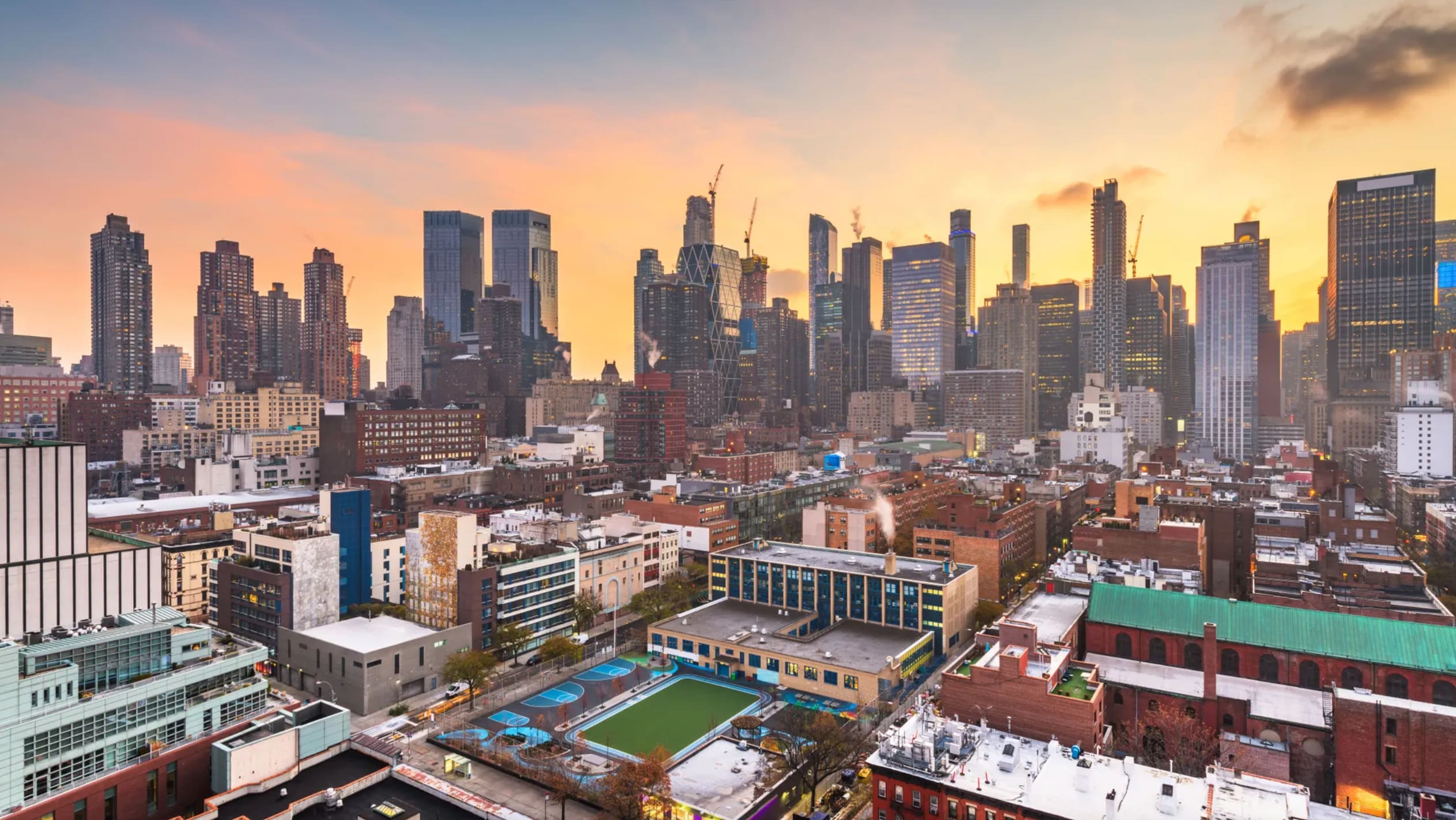 Hells Kitchen neighborhood — Manhattan luxury real estate