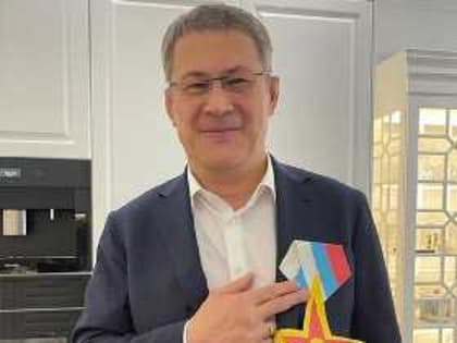 Радий Хабиров показал фото с подрастающим домочадцем