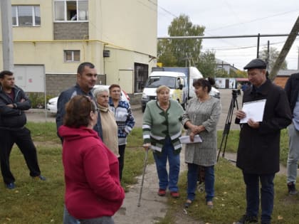 Единороссы добиваются решения проблемы с доступной средой в СДК Уфимского района