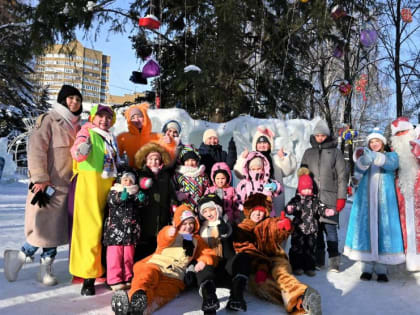 На площади перед Уфимской детской филармонией прошли зимние забавы