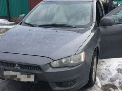 Уфимец накопил долгов на 235 тысяч рублей и лишился Mitsubishi Lancer