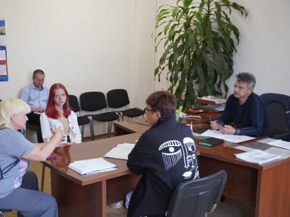 На приёме у депутата