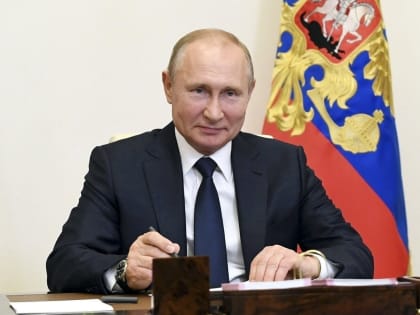 Владимир Путин присвоил жителям Башкирии почетные звания и награды