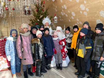Обучающиеся лицея № 161 посетили уфимскую резиденцию Деда Мороза