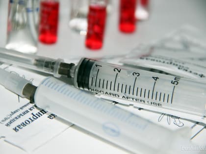 В Роспотребнадзоре озвучили список прививок рекомендованный для школьников