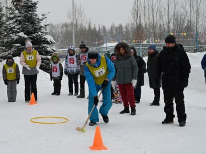 В Советском районе прошли спортивные игры «Мама, папа, я - спортивная семья»