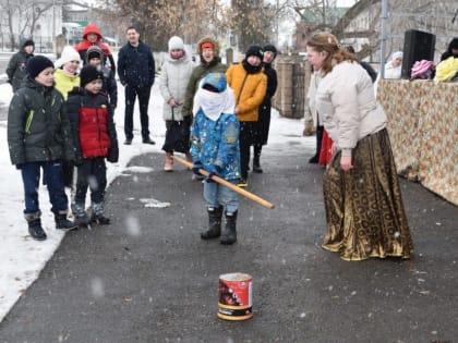 В Большеустикинском провели «Изге ай»