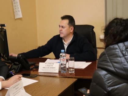 Глава Администрации Орджоникидзевского района Альберт Маликов провёл выездной приём граждан