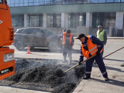 Улицы, остановки, дворы