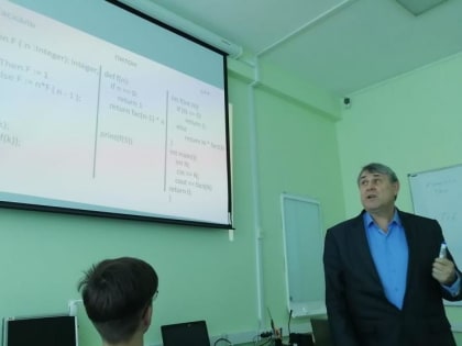 Гости с Кыргызстана посетили лицей 153