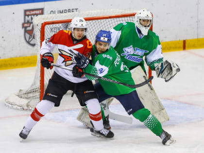 "Толпар" уступил на домашнем льду "Омским Ястребам"