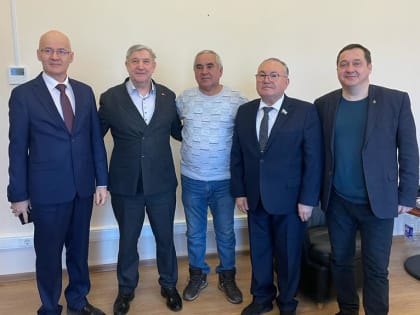 Салават Харасов провел встречу с членами правления Совета отцов Республики Башкортостан