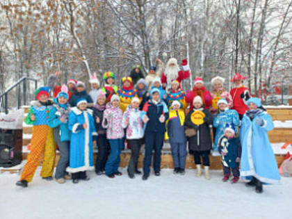 Воспитанники детских садов Демского района проводят активные новогодние каникулы
