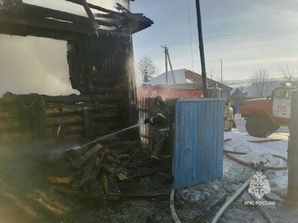 В Башкирии в пожарах погибли два человека