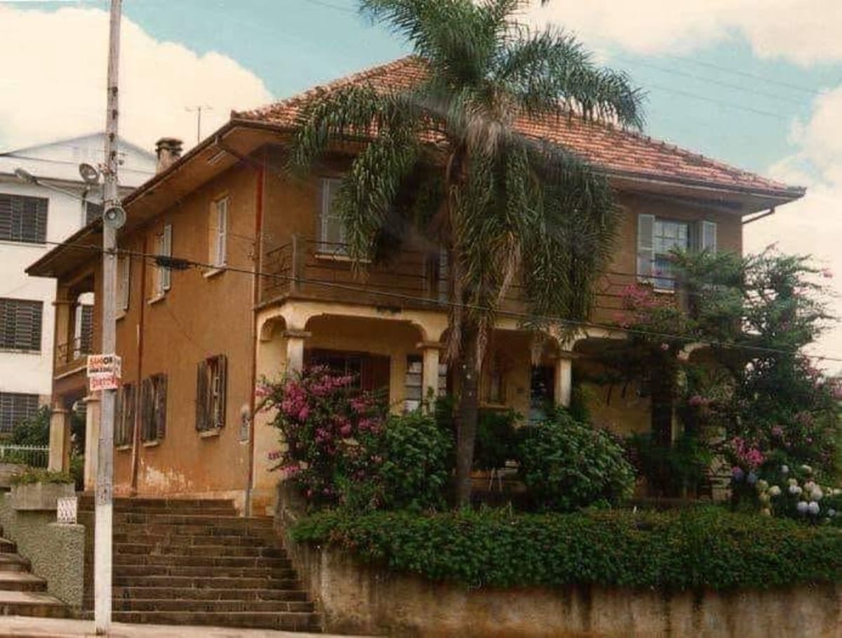 Foto de Antiga casa paroquial em São Marcos (RS)