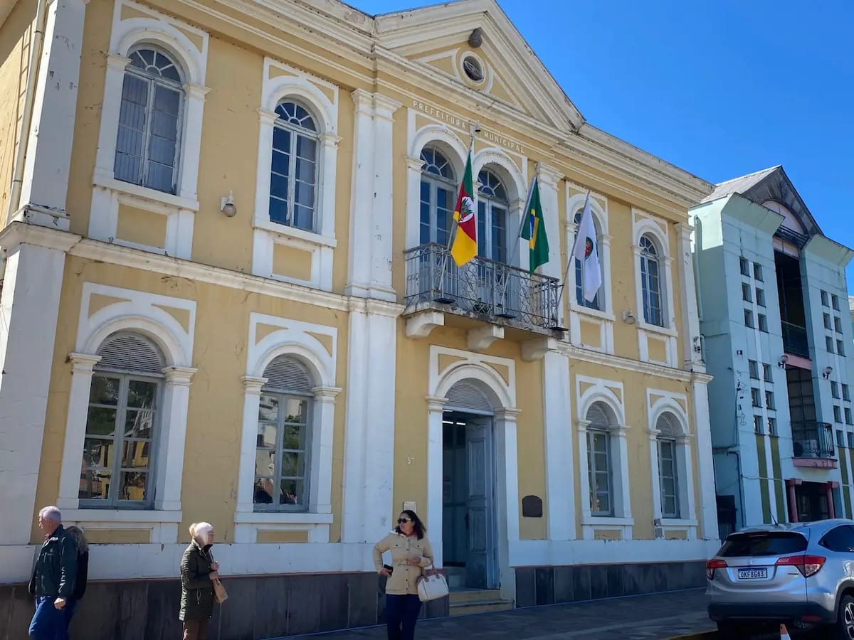 Foto de Inauguração de reforma de prédio centenário da prefeitura em Antônio Prado (RS)