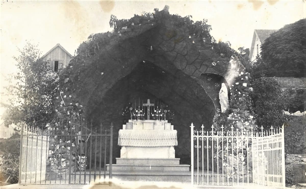 Foto de Gruta Nossa Senhora de Lourdes em Flores da Cunha (RS)