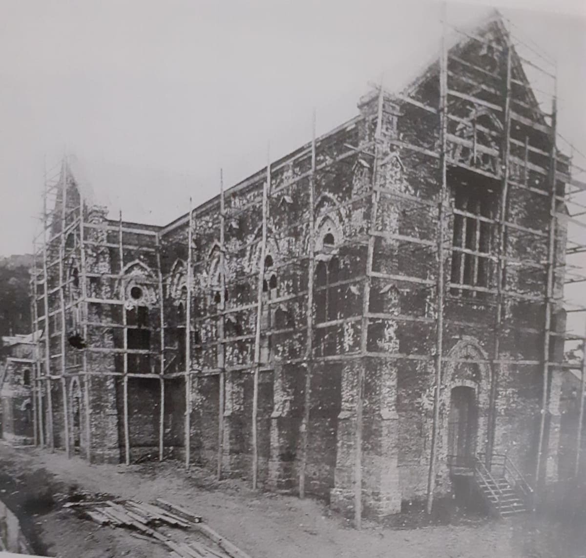 Foto de Construção da Igreja Matriz Nossa Senhora de Lourdes em Flores da Cunha (RS)