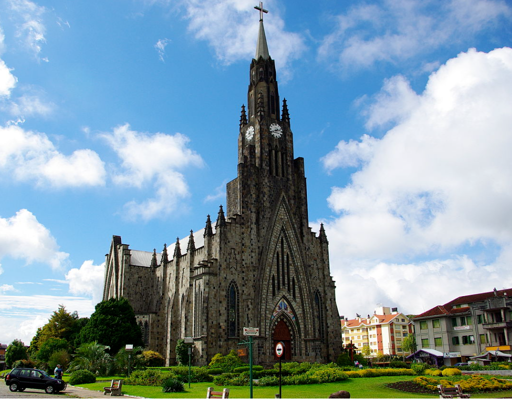 Imagem de Catedral de Pedra em canela