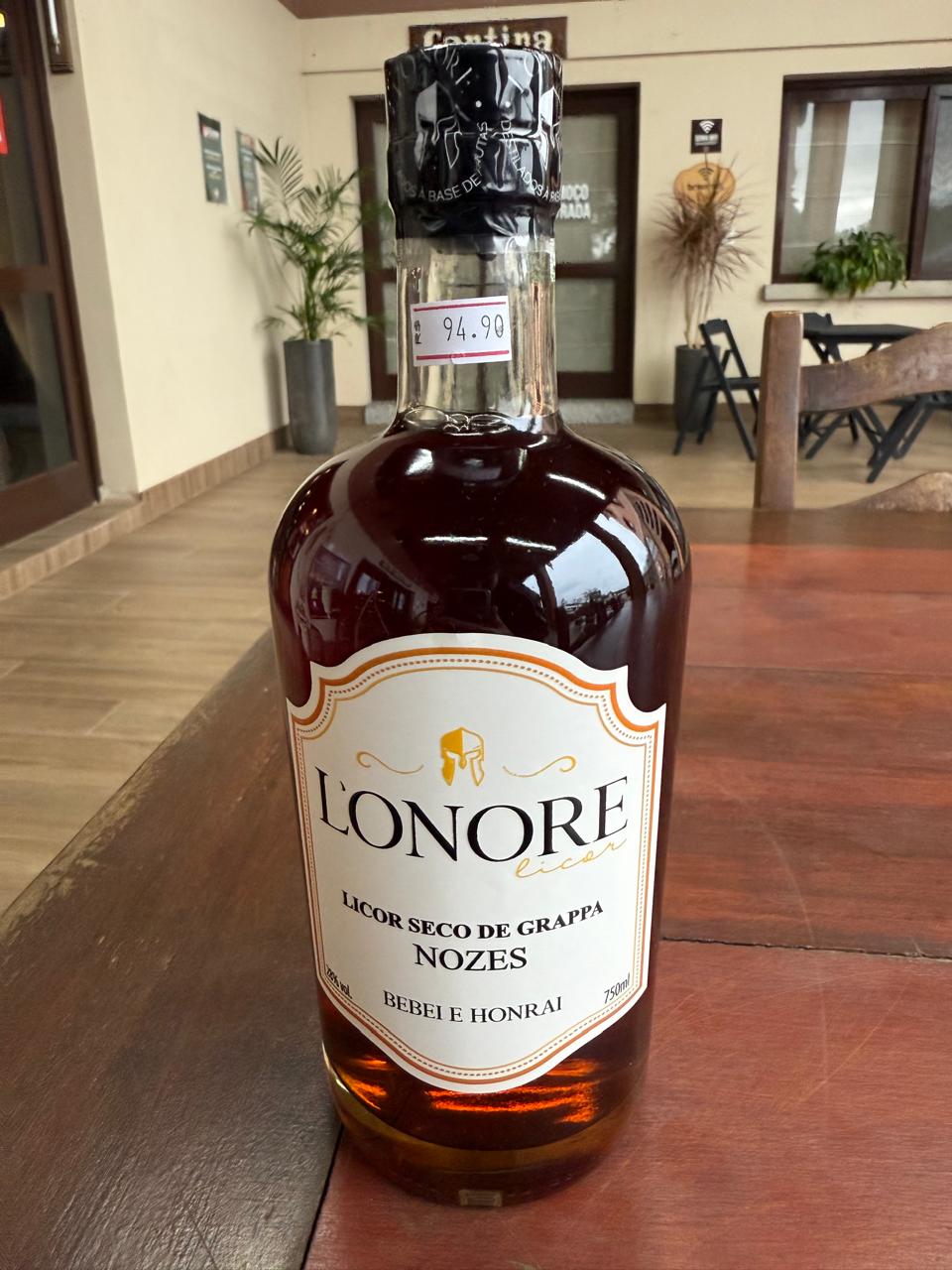 Produto Licor Seco de Grappa NOZES da loja L'Onore Destilados