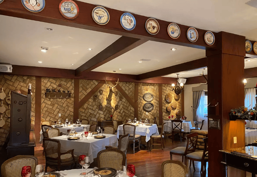 Foto do restaurante La Caceria em canela