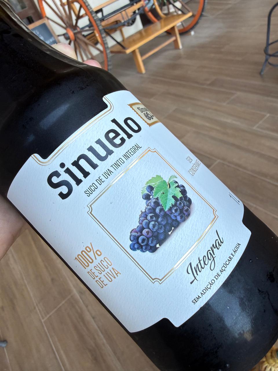 Mais de 60 anos na fabricação de Vinhos e Sucos de Uva