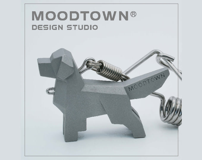 MOODTOWN Handcrafted Stainless Steel GOLDEN RETRIEVER Keychain Gift for men and women Car Keyring hanging accessory