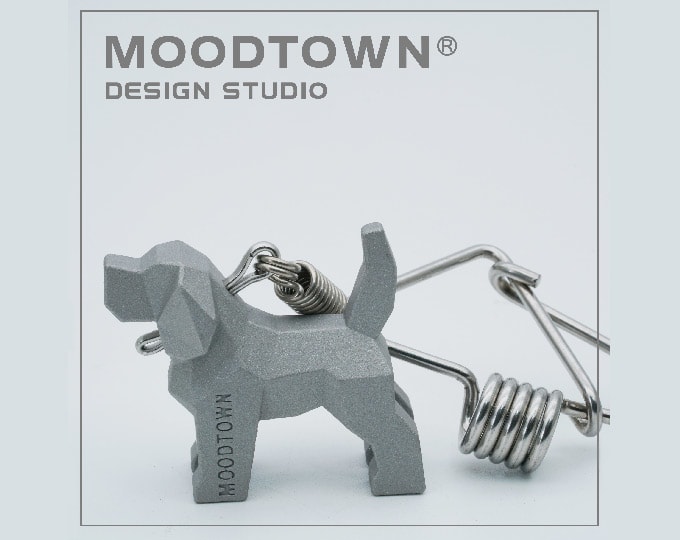 MOODTOWN handgefertigter Schlüsselanhänger aus Edelstahl mit BEAGLE-Motiv, Geschenk für Männer und Frauen, Auto-Schlüsselanhänger