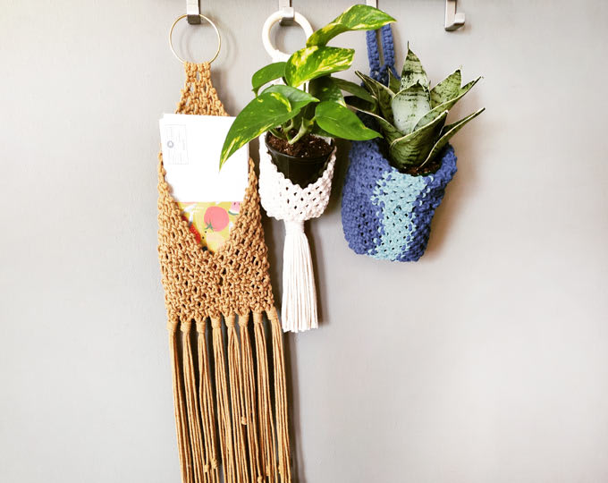 Plant holders, pockets