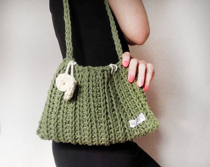 LILO crochet shoulder bag
