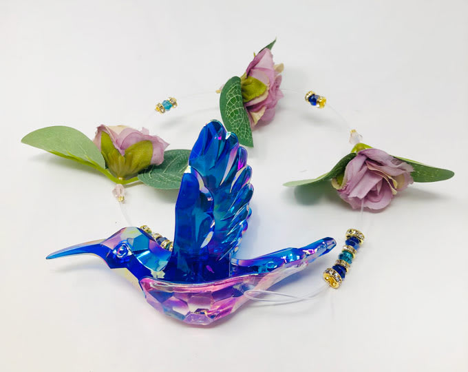 Handmade Blue/Pink Hummingbird Suncatcher 13"
Blue/PinkHummingbird2