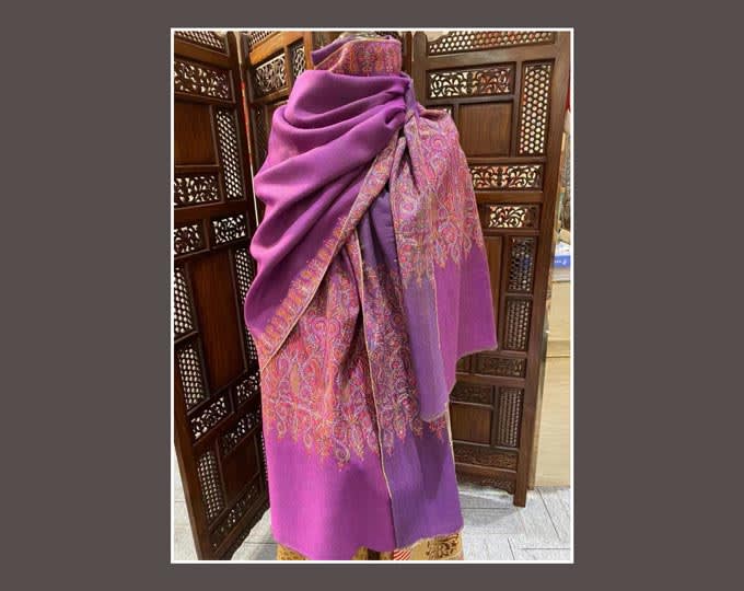 Kashmir queen size pashmina double-faced hand embroidery scarf