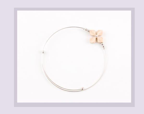 Takamo Japanese hand made white ash wooden bracelet -Flower-