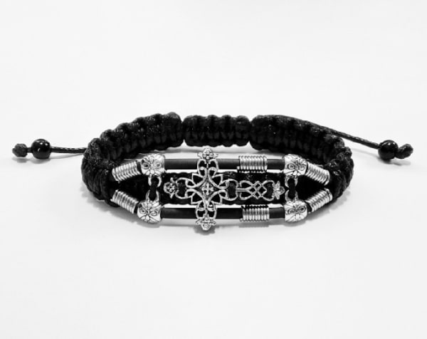 Handmade bracelet. Cross 2