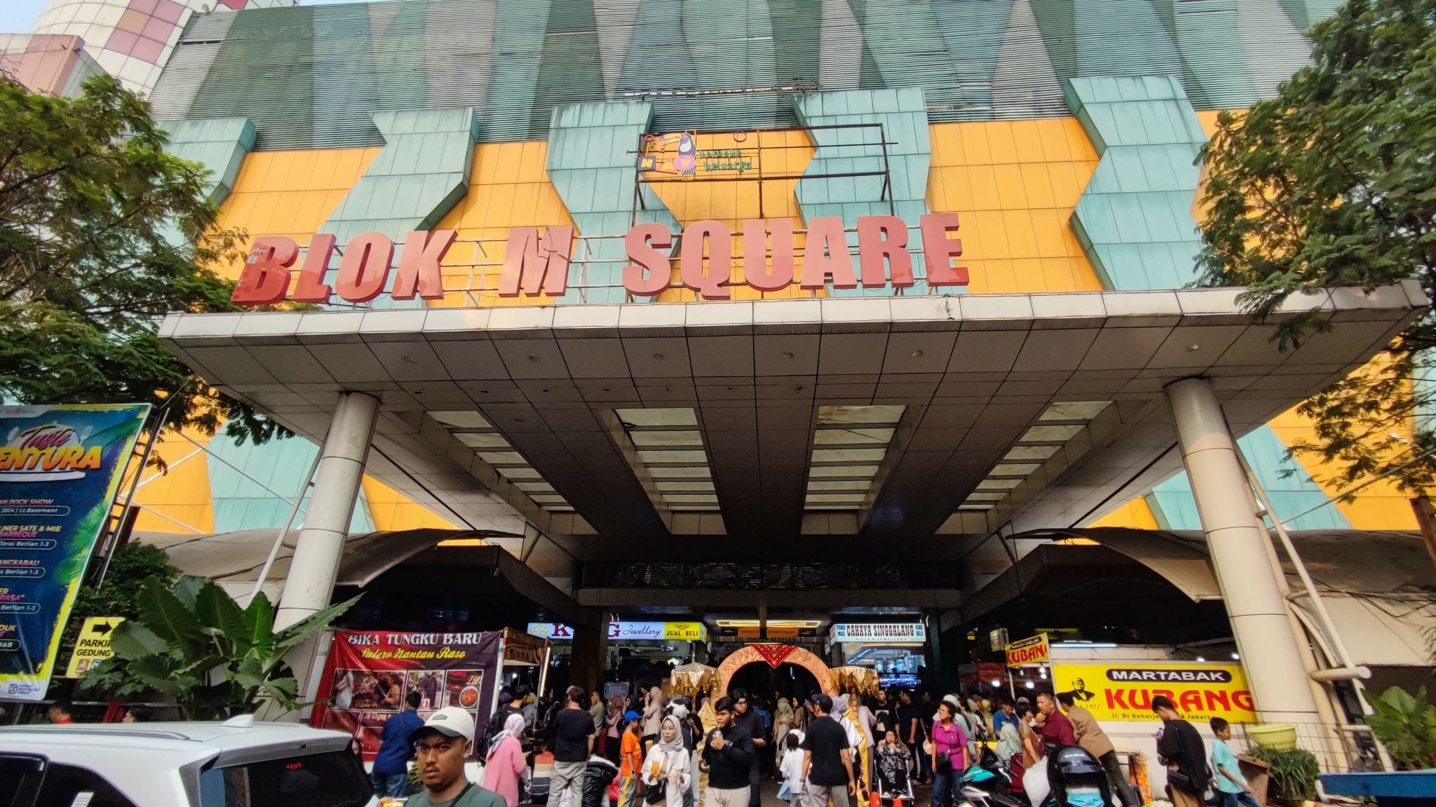 BlokM-Ikonik-Jakarta.jpg
